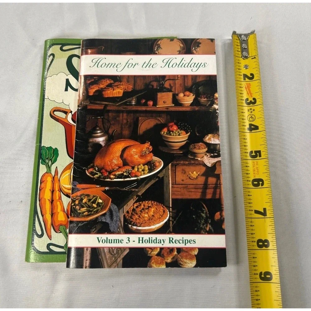 Vintage Soups Cookbook & VFW Home for the Holidays Volume 3 Recipe Booklet Lot